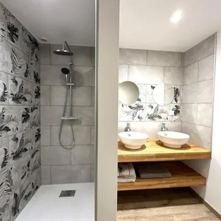 10 Personnes Dans La Nature Proche Ocean Landes Holiday home *