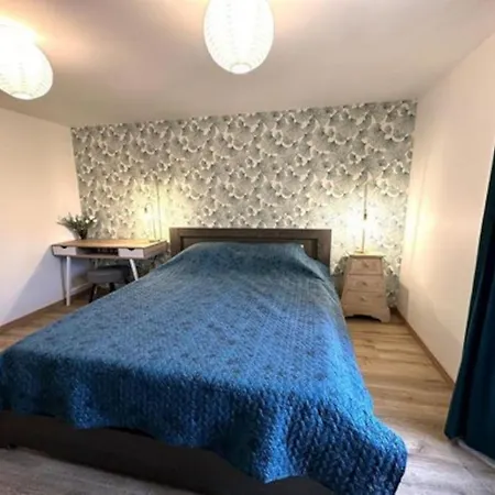 10 Personnes Dans La Nature Proche Ocean Landes * Heugas