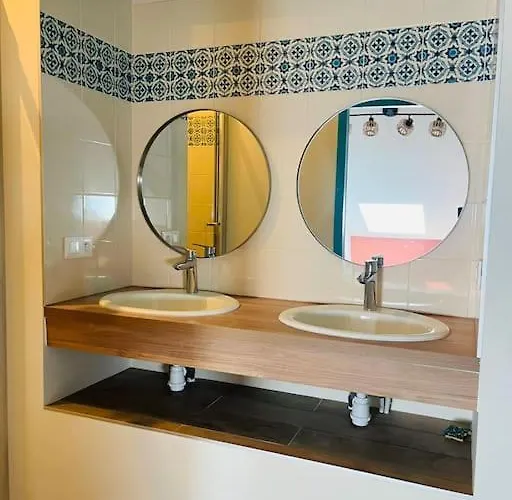 Hébergement de vacances 10 Personnes Dans La Nature Proche Océan Landes